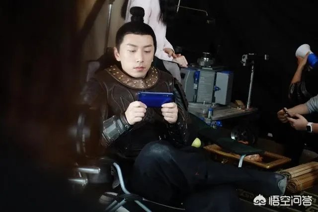 荣耀畅玩8C在北京发布，白客会去吗？