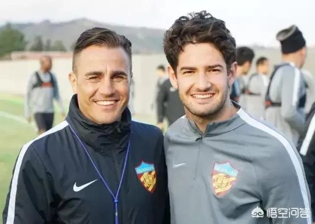 天津权健外援帕托受到球迷的喜欢,你如何看待他点赞“丁香医生”的文章?