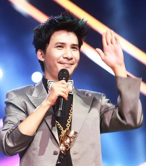 喜刷刷歌曲引怀念 大张伟大玩爆笑歌曲串烧