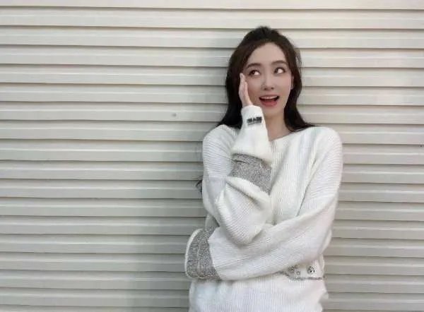 张小斐：我YES了你们OK不，为何网友都说“绝对OK”？