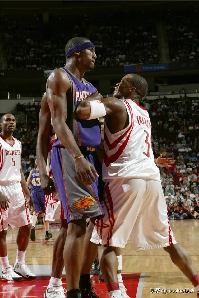 抢走姚明最佳新秀的小斯加盟福建男篮，他能和王哲林联手拿下总冠军吗？