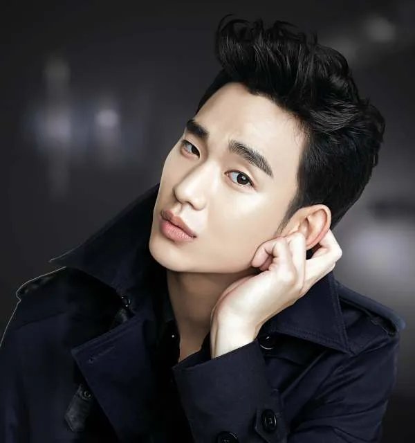 露八块腹肌，这个尺度难道都不能接受吗？