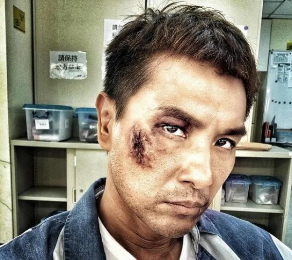 饰演反派被赞的邓健泓，现实中的情史是怎样的？