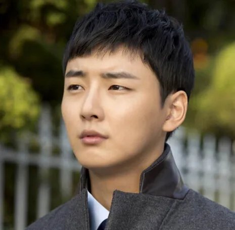 尹施允快乐大本营出席了吗 冷面谈绯闻称早忘了李菲儿长啥样