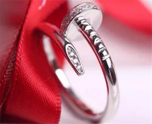 买情侣戒指去哪个网站好 卖戒指的网站推荐