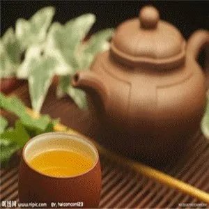 谁知道幻世录那个游戏玩的时候怎么可以窗口化？