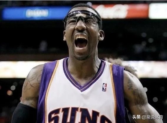 抢走姚明最佳新秀的小斯加盟福建男篮，他能和王哲林联手拿下总冠军吗？