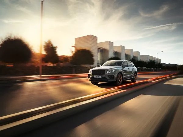 最便宜的宾利，最贵的宾利多少钱