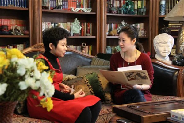 董文华的丈夫是谁?