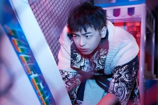 彭昱畅已经与《小小的愿望》解约，为何还要自费宣传？