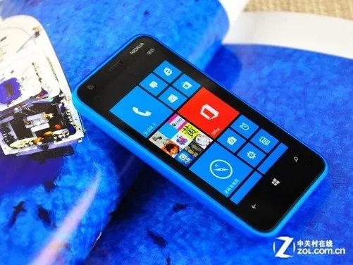 人人都用Windows Phone 8 诺基亚620评测