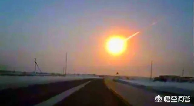 两颗小行星即将与地球擦肩而过,人类该担心吗?