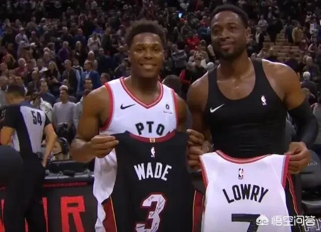 韦德这个赛季换了几件球衣了?都是跟谁交换的?