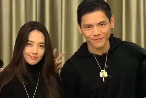 郭碧婷答应向太生三胎，是真爱向佐还是被逼无奈呢？