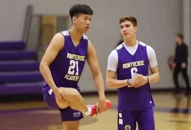 中国篮坛重磅消息，天才球员加盟北京首钢，能否兑现天赋？