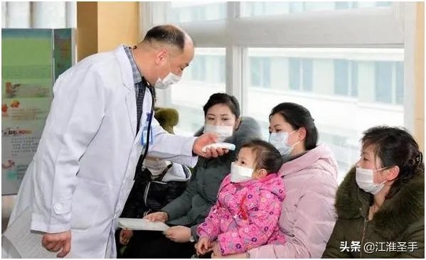 韩朝离中国最近，是什么原因，朝鲜没有一个人感染新冠肺炎呢？