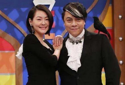 《康熙来了》停播3年,怼天怼地的小S终于回来了，当年为何停播这档综艺？