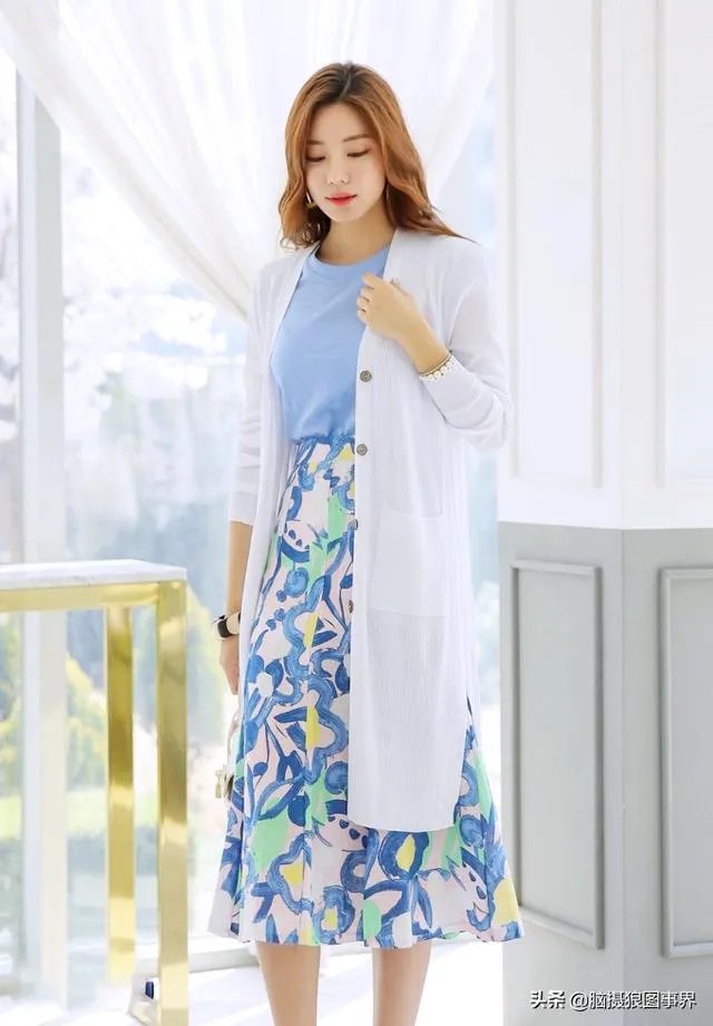 人像摄影的全身照，怎么可以拍摄出活泼奔放又不失淑女的感觉？