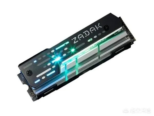 ZADAK是什么品牌？新发布的SPARK RGB DDR4内存怎么样？