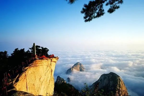 自古华山一条道,华山栈道到底是什么人所修的?