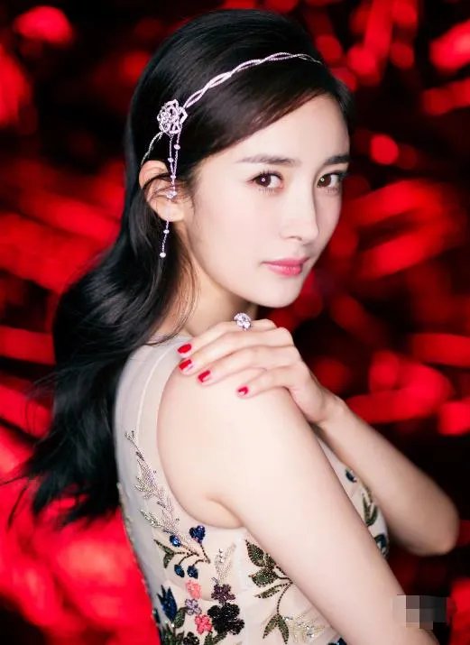 唐嫣杨颖等众女星比美