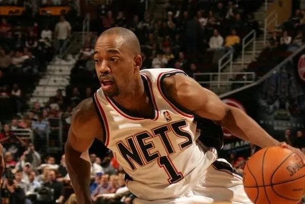 阿尔斯通是纽约的街球王，他在NBA是什么水平的队员？