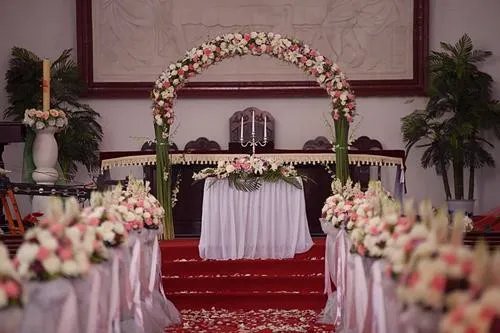 济南订婚酒店哪家性价比高　如何选择订婚酒店