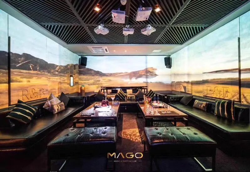 奇葩说谈谈投影仪制作4D沉浸式立体KTV全景360度可更换背景视频