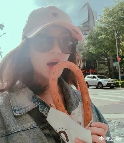 你怎么看贾静雯与修杰楷的爱情？