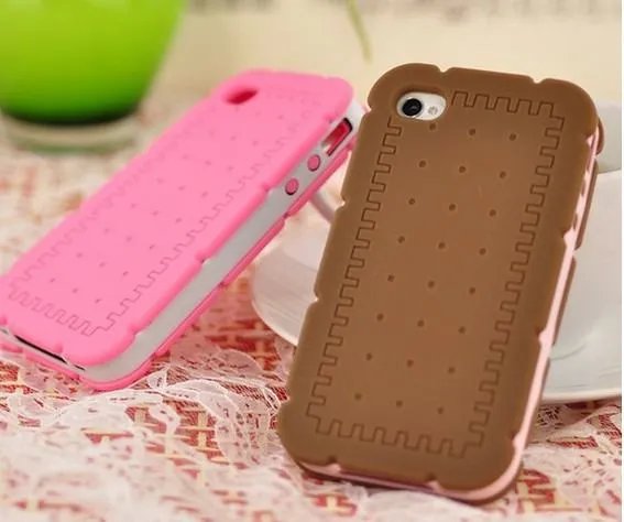 网传手机壳能释放致癌物，是真的吗？