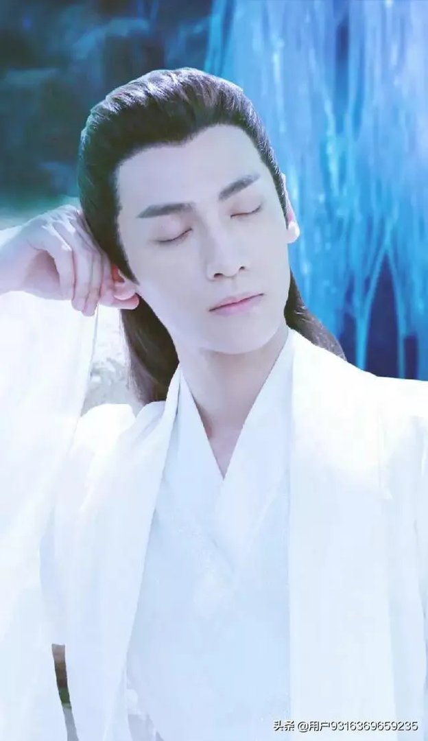 杨紫演的电视剧中，你最pick她和哪个男明星组的CP？为什么？