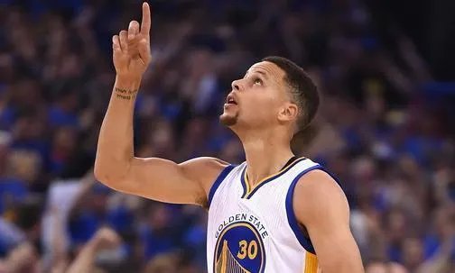 不太明白勇士老板为什么不肯给库里交易否决权，有人可以科普一下吗？