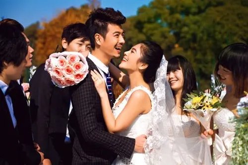 婚礼司仪培训流程  婚礼主持人前景如何