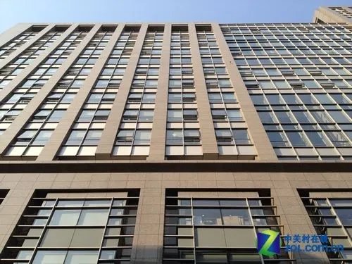 800W旗舰较量 iPhone 4S/I9100拍照对比