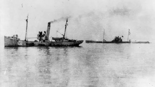 《战舰猎手》我的船被击沉后竟然炸出了大海怪