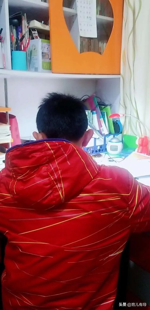 初三女儿说处对象不影响学习，坚持要处，怎么办？