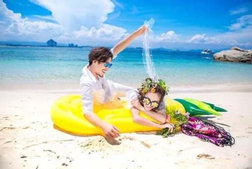 海南三亚拍婚纱照贵吗 几月份去三亚拍婚纱照合适