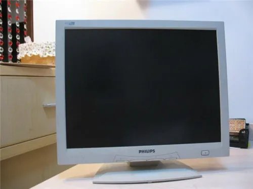 15寸显示器尺寸是多少 显示器选择多大尺寸合适