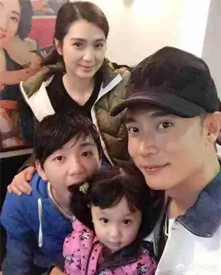 张丹峰何洁相继回应出轨传闻，为什么网友却不买账把同情支持票给了洪欣赫子铭？