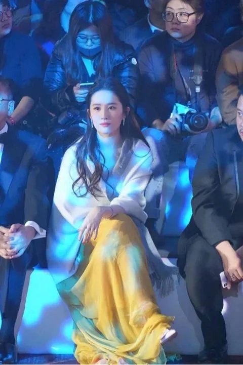 唐嫣杨颖等众女星比美