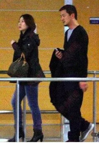 李亚鹏新女友身价