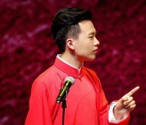 大张伟说郭麒麟当艺人可惜了，他的文凭有多高？