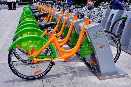 本人想留在株洲，买房创业，不知怎么样？