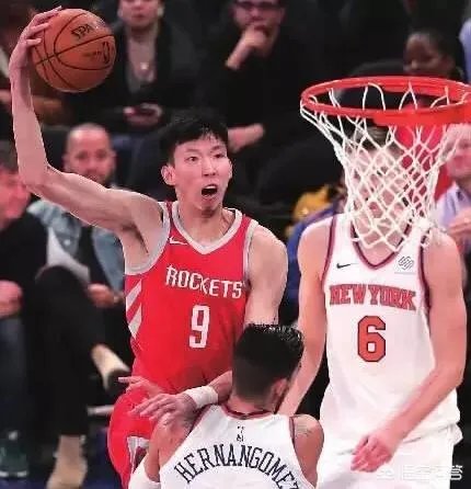 周琦被火箭召回，准备冲击季后赛，他明年还能回到CBA新疆队吗？