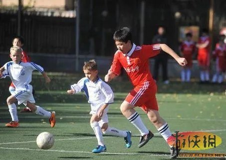 关于足球我们只能YY！盘点11款经典足球游戏