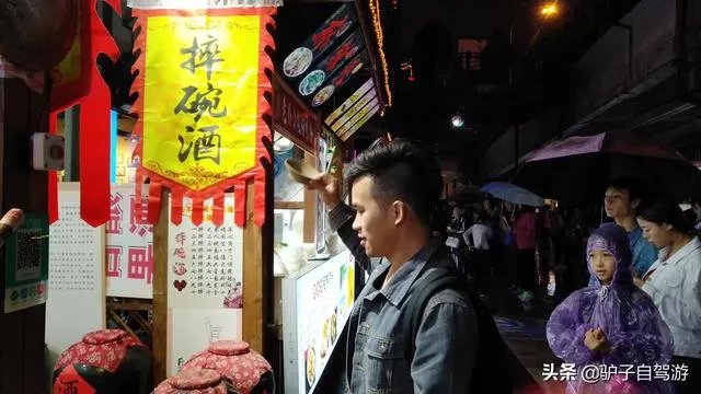 网红饭店取号近2万桌，食客称排队3天没吃上，你觉得值吗？