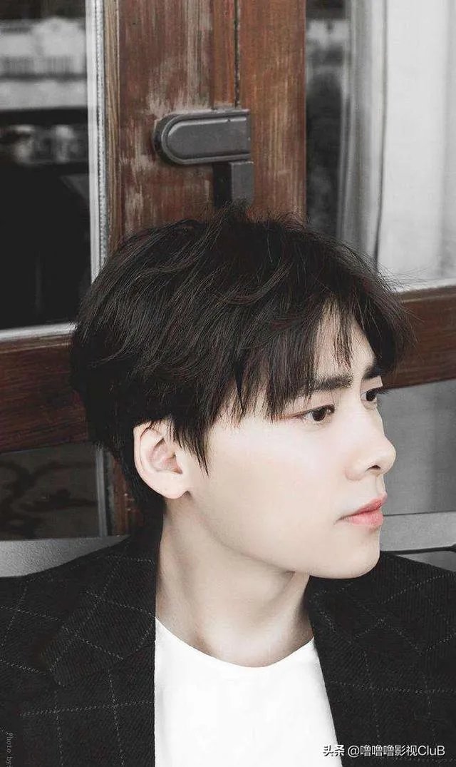 最近热播的《我在北京等你》电视剧，你觉得李易峰的演技如何？