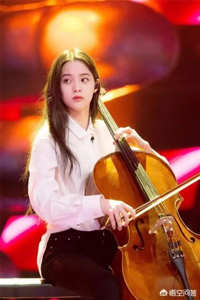 欧阳娜娜入学，重返伯克利音乐学院，你怎么看待这件事呢？