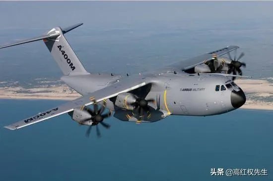 为什么大型军用运输机都是螺旋桨机型？而不是喷气式的？
