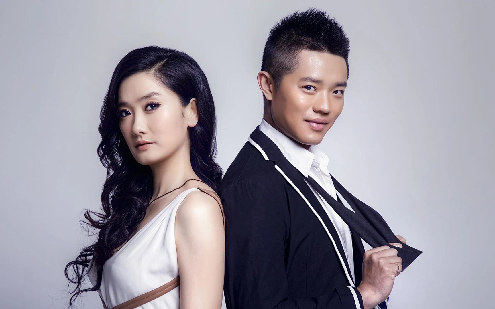 《海底》原唱回应凤凰传奇登上热搜，你觉得哪个版本更好听？